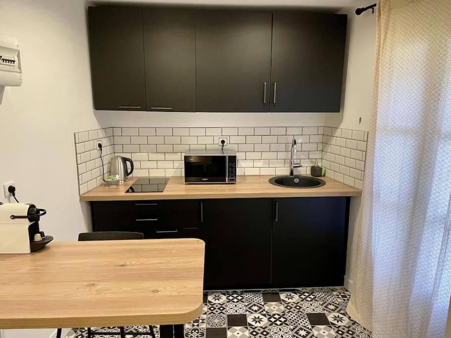 Le Moulin 3 - Appartement Tout Confort Centre Ville - Beziers - Wifi - Tv Connecte Exteriör bild